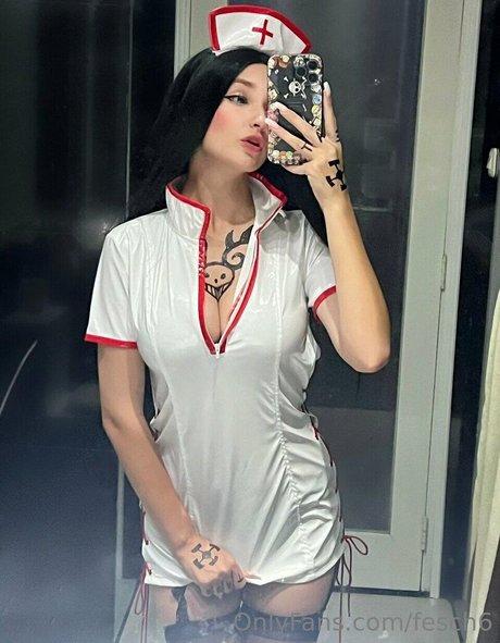 Fesch6 star naked galleries