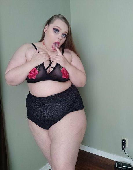 phoebegoth pretty pornstar archive