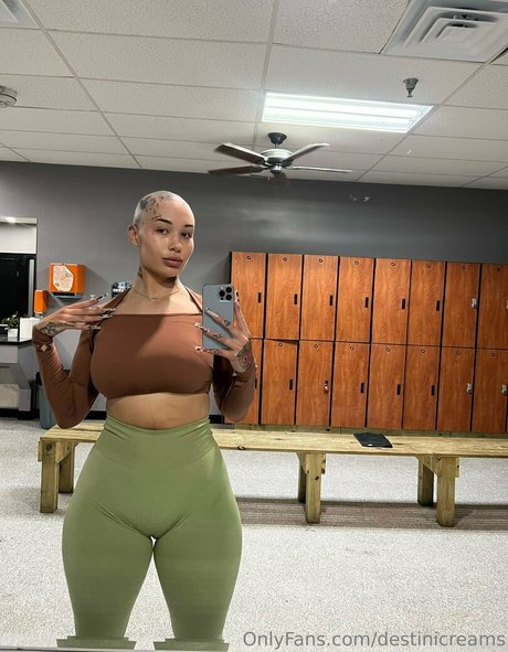 destinicreams nude actress pic