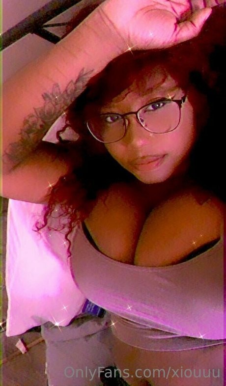 Xiouuu nude model images