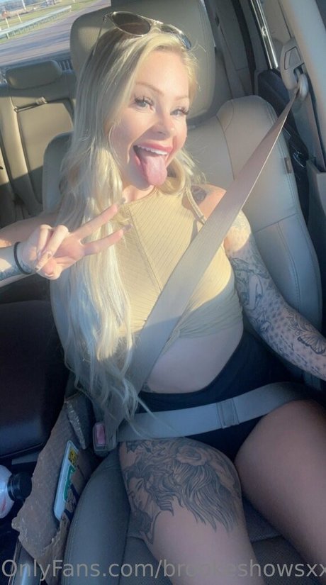 brookeshowsxx model sexy gallery