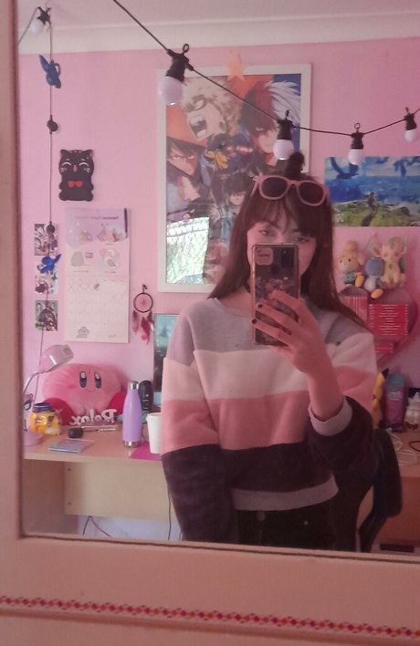 shy spice star exclusive pictures