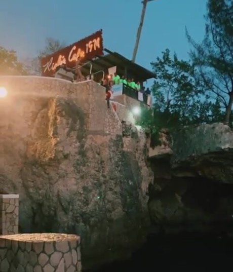 Wallis Day model sex photos