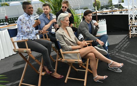 Wallis Day profile image