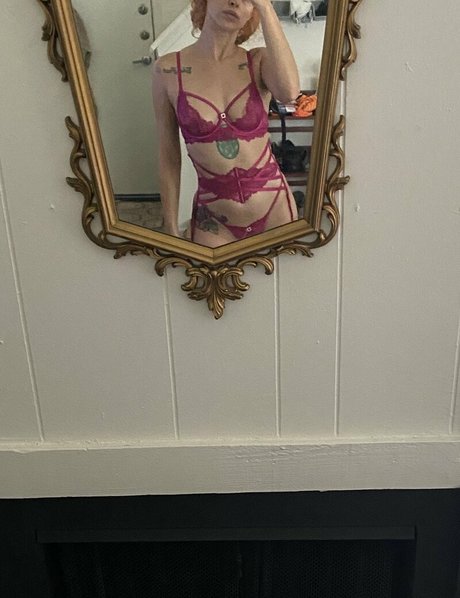 ashennf adult model pictures