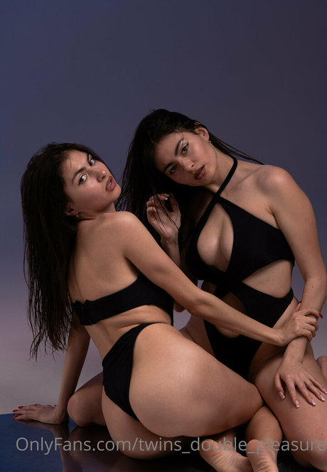 sergis twins model naked pic