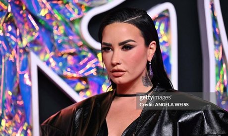 Demi Lovato model nice photos