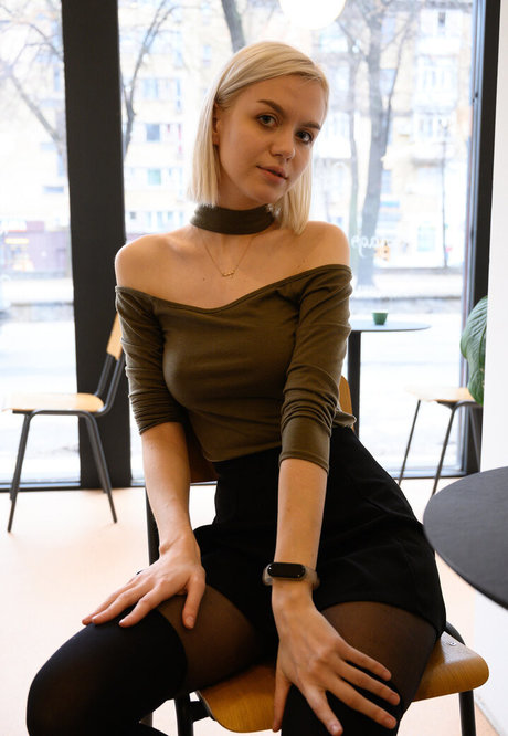 layanadevis star nudes photos