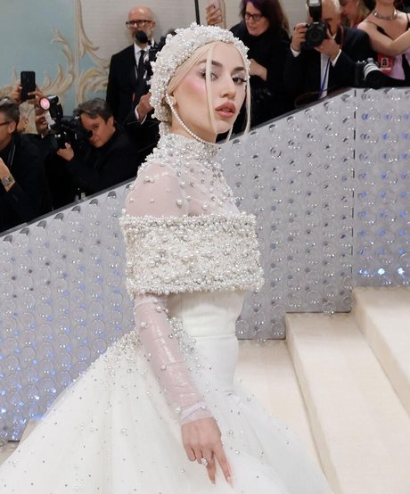 Ava Max star porn picture