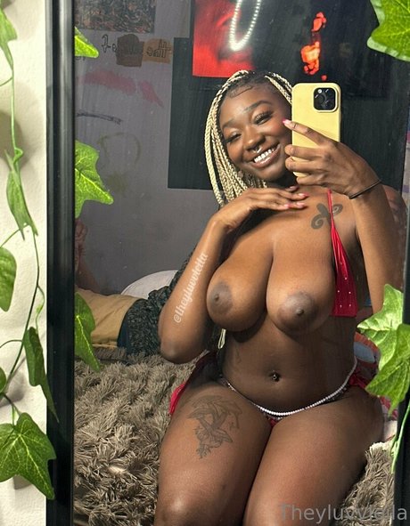 theyluvvleila star exclusive pic