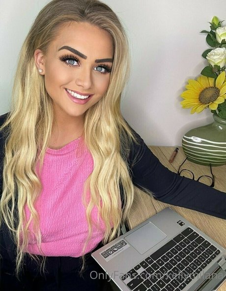 kellymilana pornstar free galleries