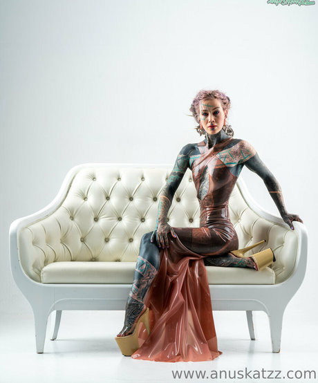 Anuskatzz model nude archive