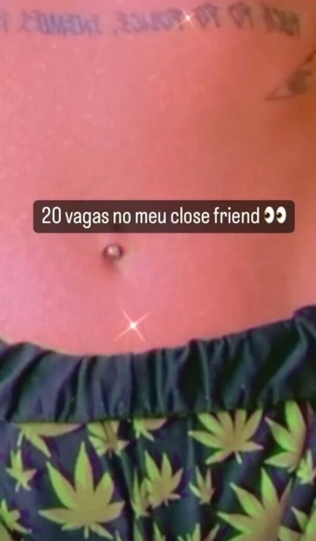 AZZY exclusive model img