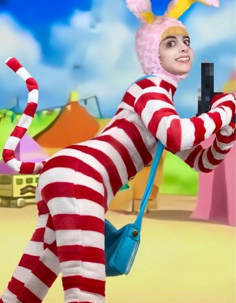 lesbian squirt onlyfans sex picture