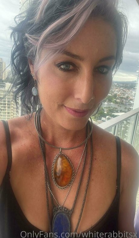 whiterabbitsx adult model pics