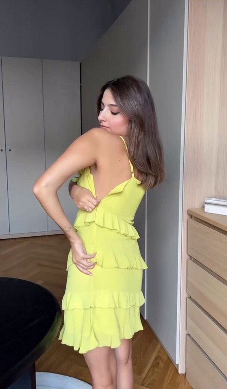 Ischtar Isik model hot galleries