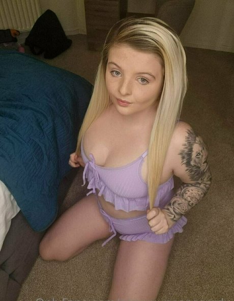 lexii louu nice pornstar photo