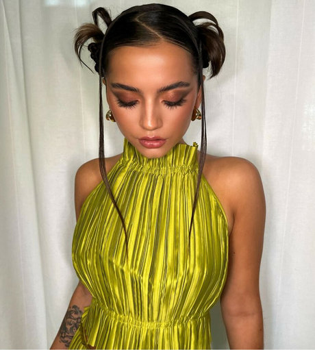 Isabela Merced model xxx img