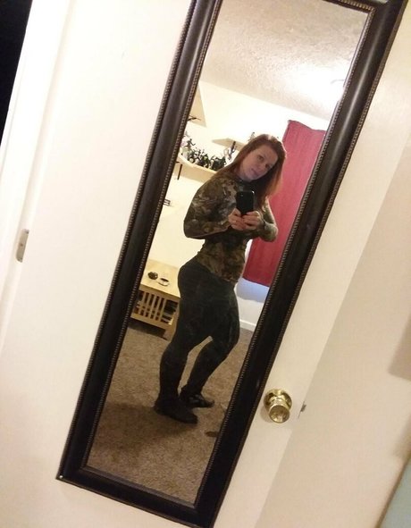 bigbootymandyj1981 xxx model galleries