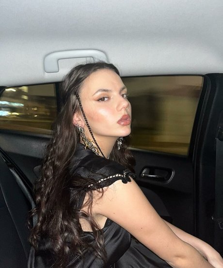 Dafne Keen high quality pornstar image