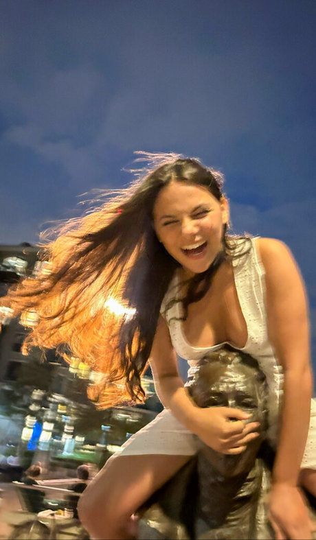 Dafne Keen porn actress image