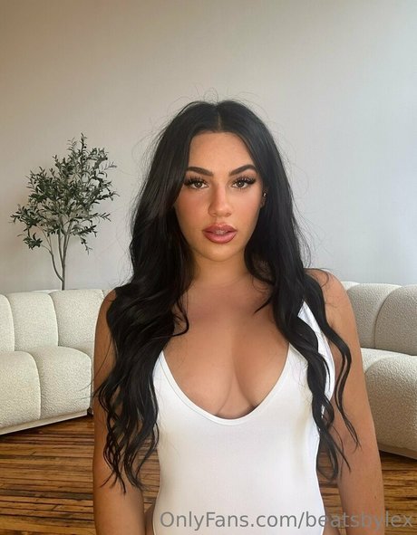 beatsbylex porn model pictures
