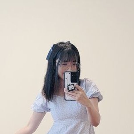 female popular onlyfans hot sex pic