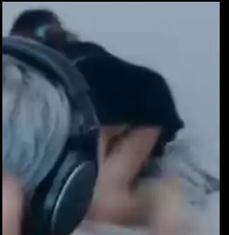 LilyPichu nudes actress images