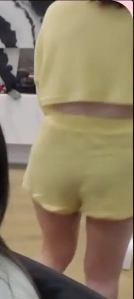 LilyPichu star pornographic photo