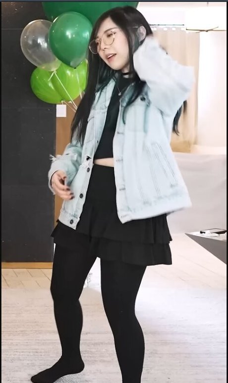 LilyPichu exclusive pornstar galleries