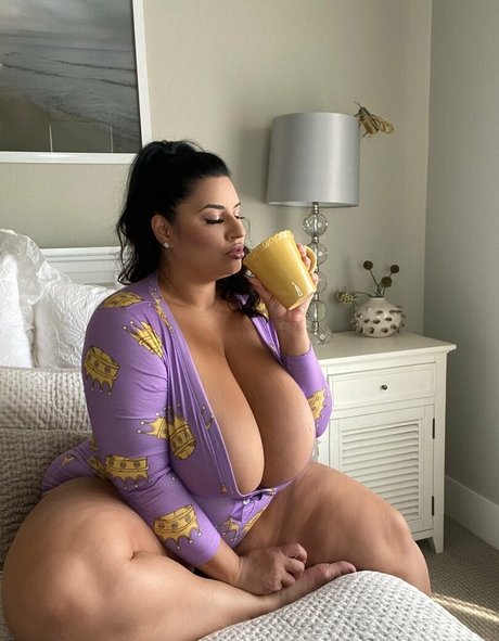 sofiaroseondemand xxx pornstar image