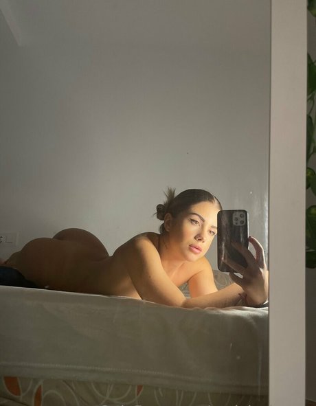 andyjazbaxxx naked actress photo