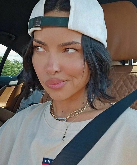 Apostoleanu hd pornstar img