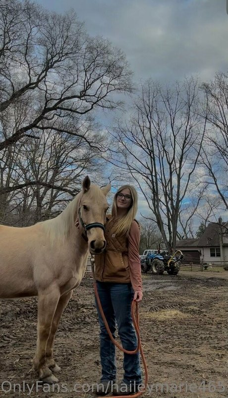 haileymarie4657 star pic