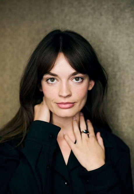 Emma Mackey hot model gallery