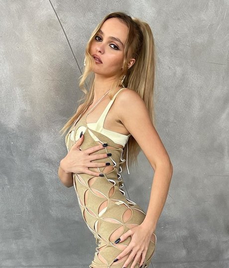 blonde masturbation onlyfans pornographic galleries