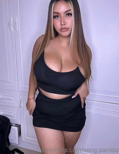 Song Panida hd actress pic