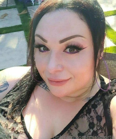 missmortis free model pic