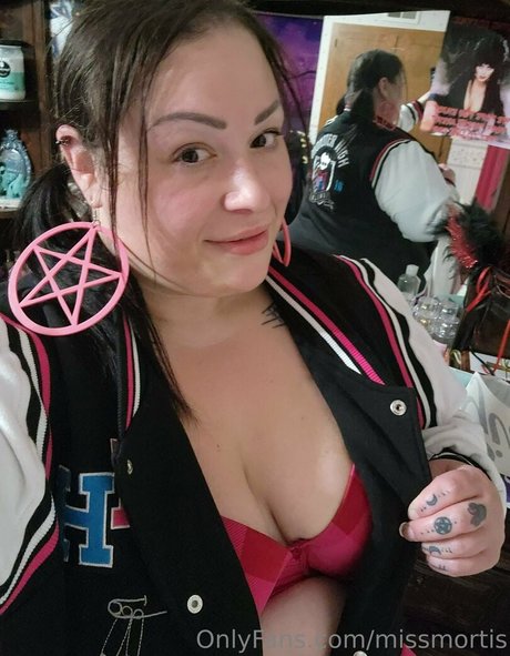 missmortis nudes model archive