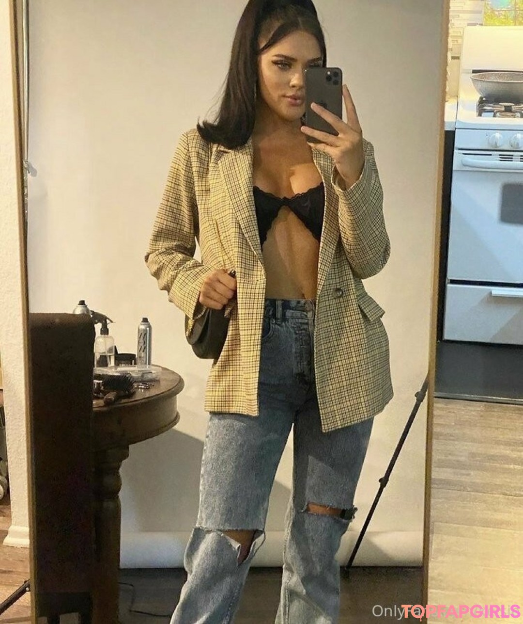 kelsie nude actress photos