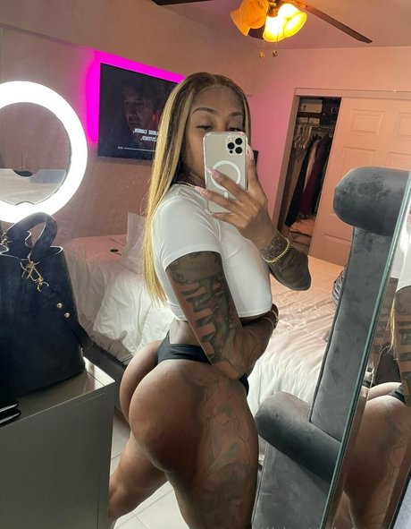 iamnikitaknight sexy star photo