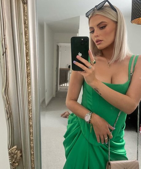 Lucy Fallon nice model gallery
