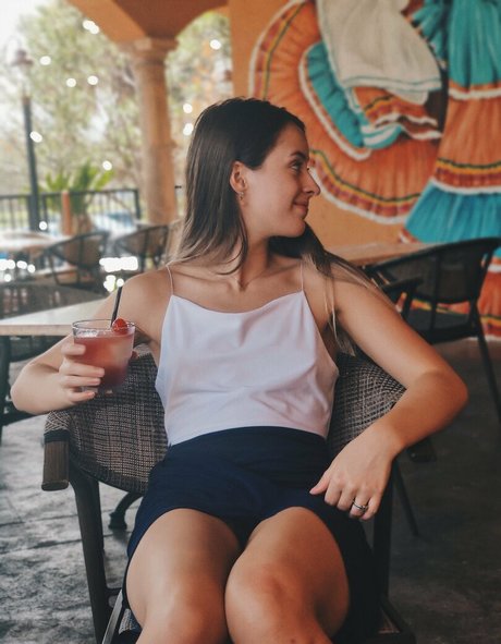 rosiebones art star pic