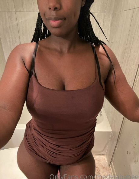 thedejababee model porn pic