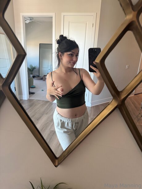 mayasnaked pornographic actress pictures