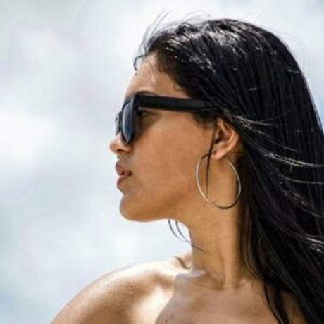 Alinabelle nude actress image
