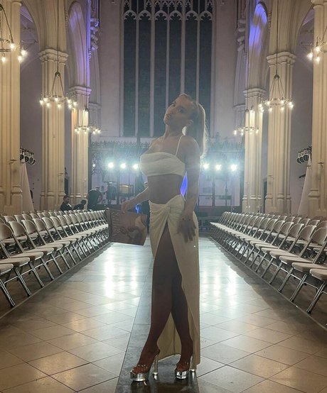 Tammy Hembrow perfect model pics