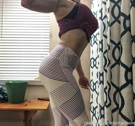 Jennysroom actress pictures