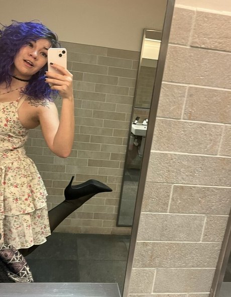 Tiffany Lockheart beautiful star images