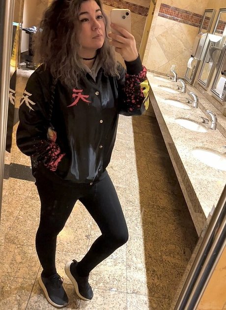 Tiffany Lockheart sexy model images